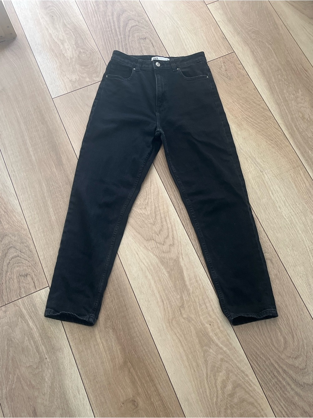 Zara Black Straight Leg Women Jeans